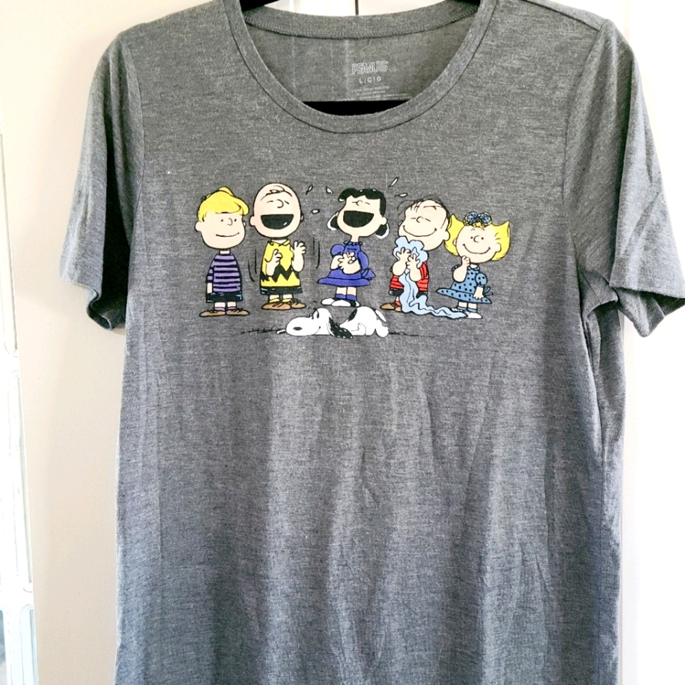 Peanuts Gang tee